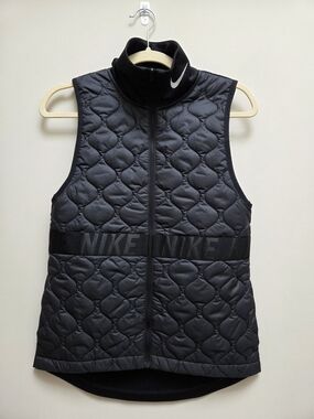 Nike Aerolayer Running Vest- XS- Black Quilted, Like new